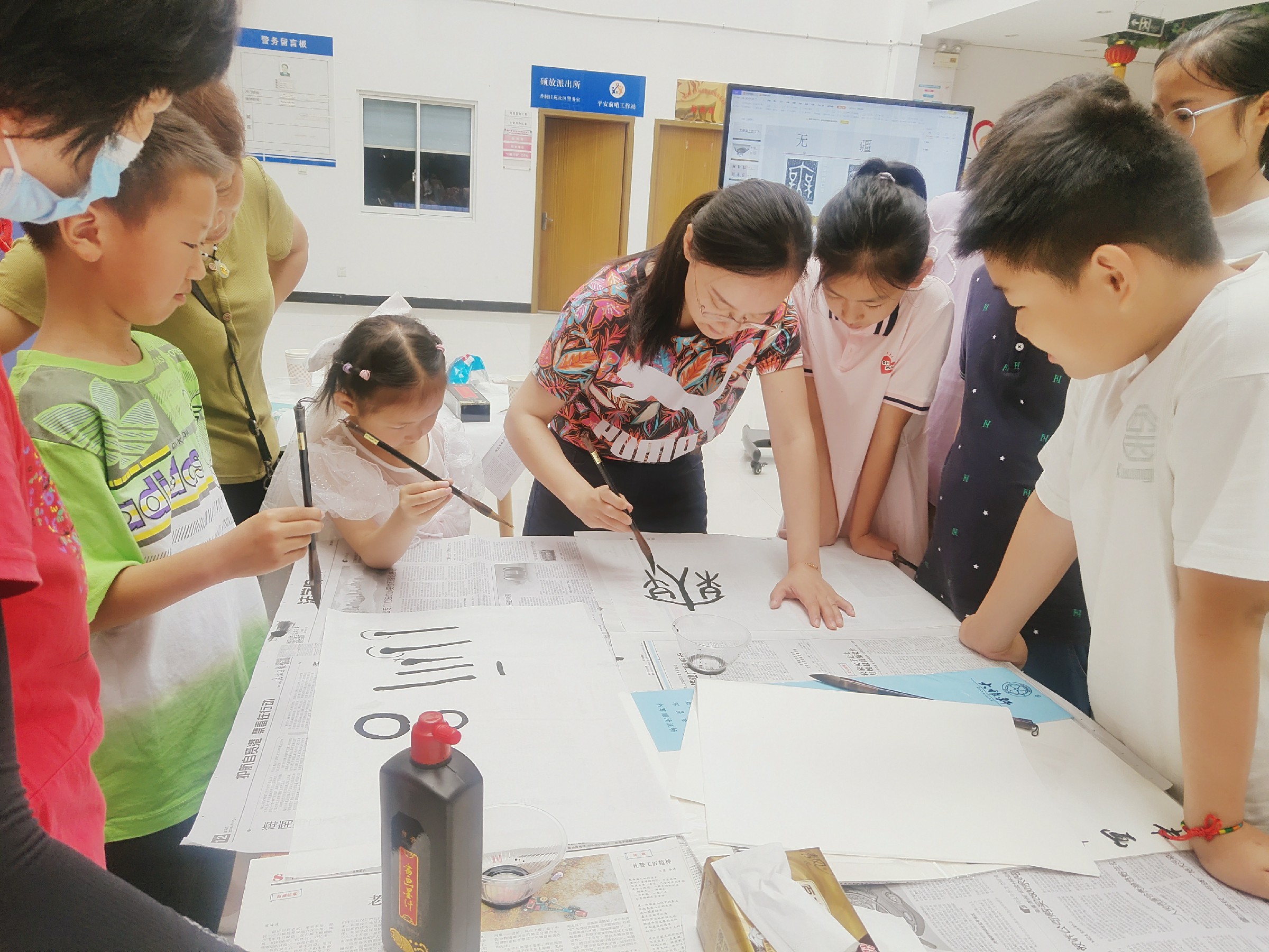 社区送教：硕放街道香楠佳苑社区《青铜器上的文字》